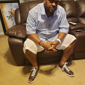 Meet your Posher, Adrian